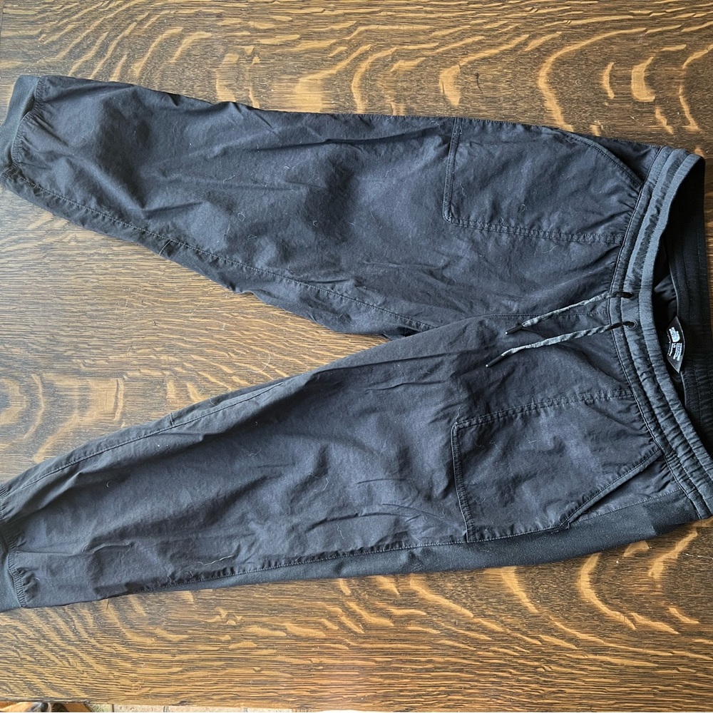 The North Face joggers large
